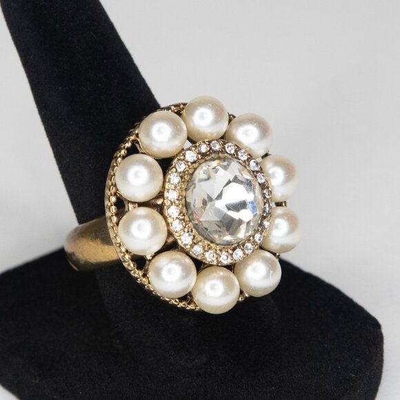 Adjustable Band Fashion Ring Size 6.5 Faux Diamonds Faux Pearls Faux Gold Band - Picture 7 of 15